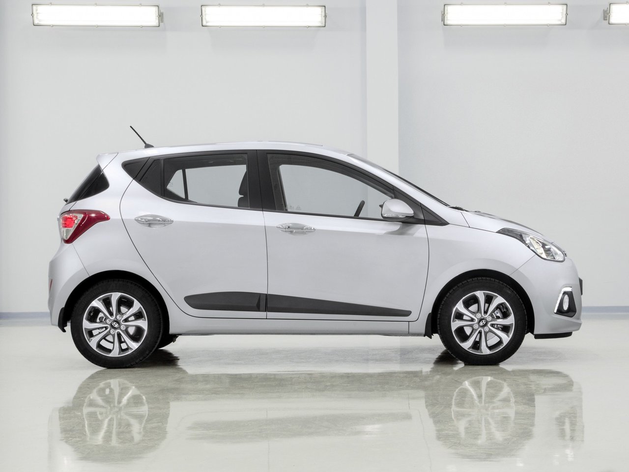 Hyundai i10 technical specifications and fuel economy